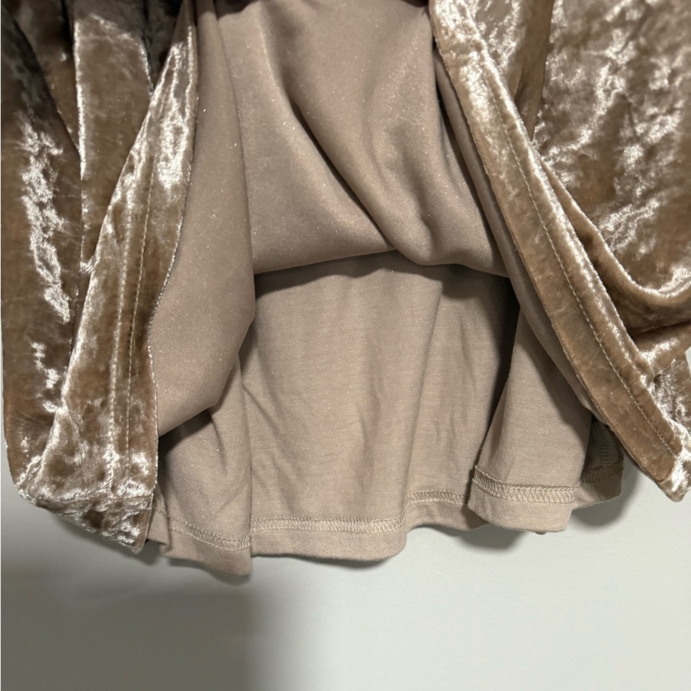 Anthropologie Porridge Jessi Neutral Sleeveless Velvet Top Size Medium NWT - Picture 7 of 10
